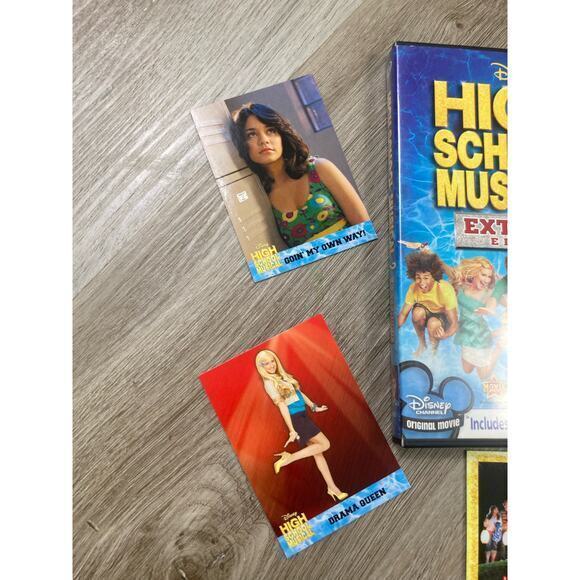 Disney High School Musical 2 DVD Sing-Along 2007 +‎ HSM Topps Trading Cards Vtg - Picture 2 of 8